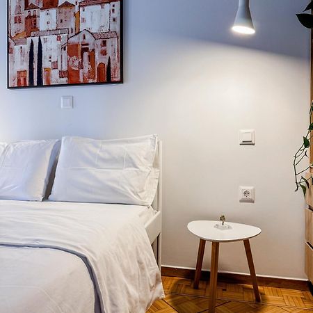 פיראוס Apartment Near Metro + Port מראה חיצוני תמונה