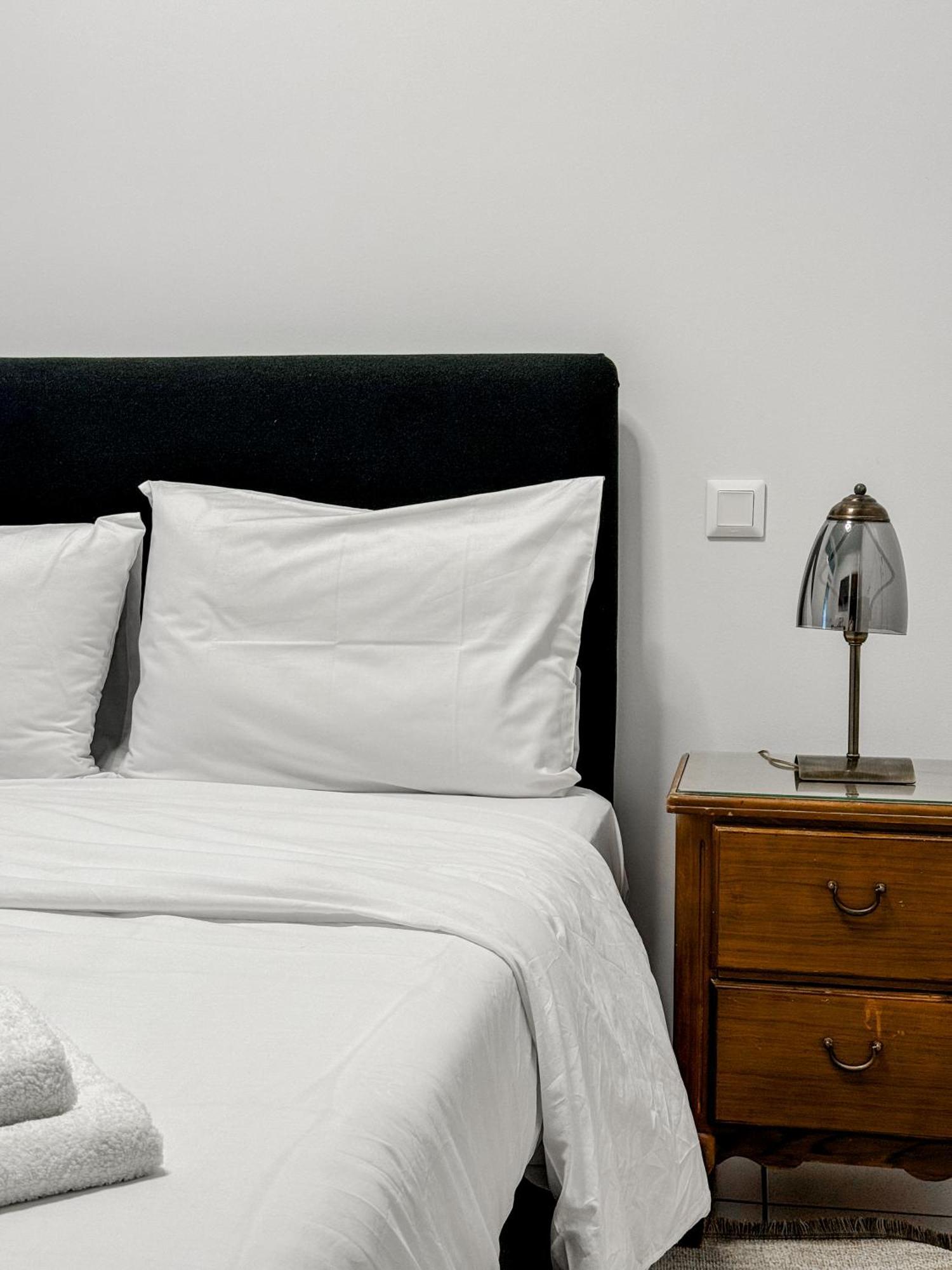 פיראוס Apartment Near Metro + Port מראה חיצוני תמונה