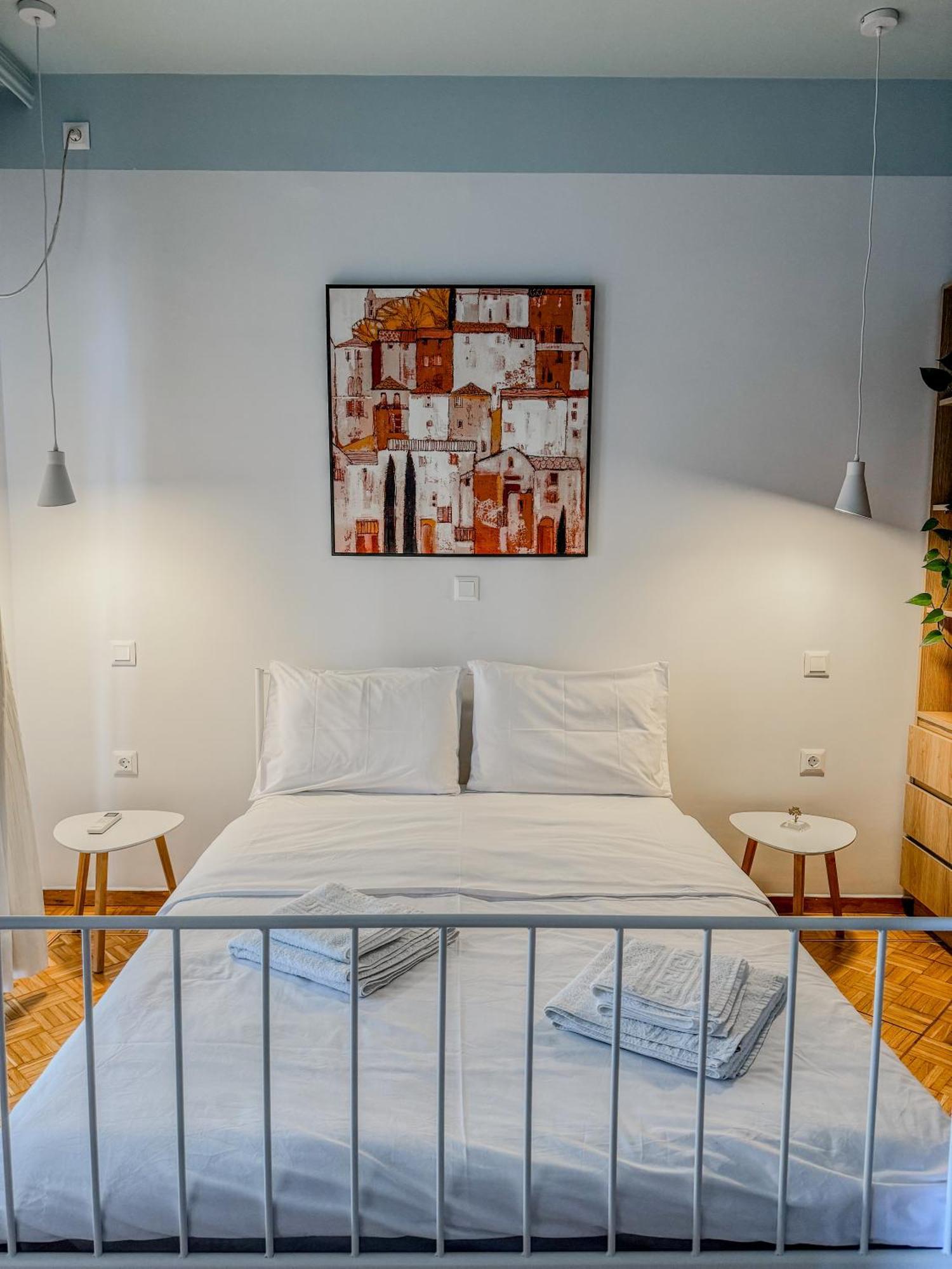 פיראוס Apartment Near Metro + Port מראה חיצוני תמונה