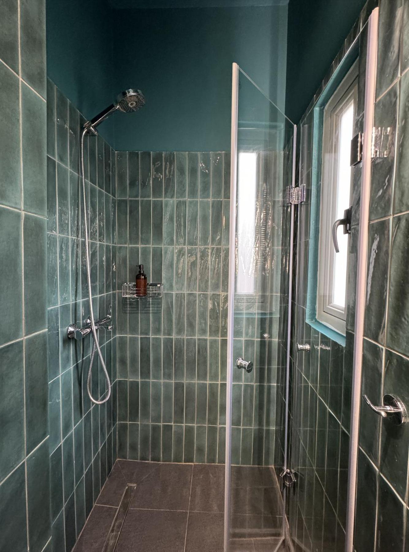 פיראוס Apartment Near Metro + Port מראה חיצוני תמונה